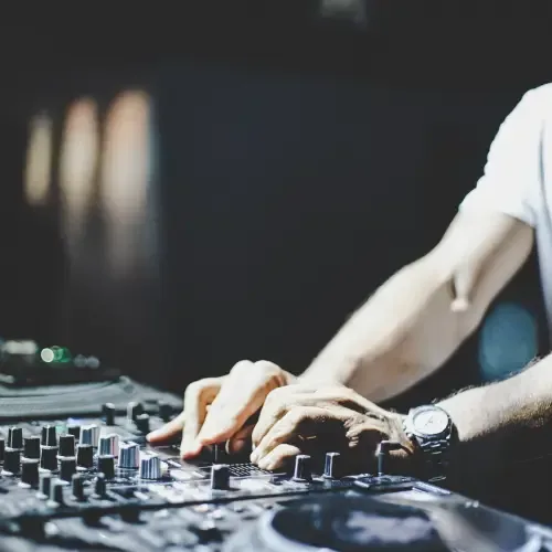 Dj jobs how it works