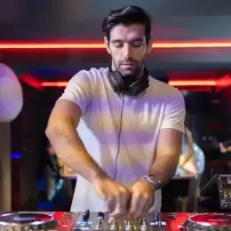 Dj jobs london 2 260x260